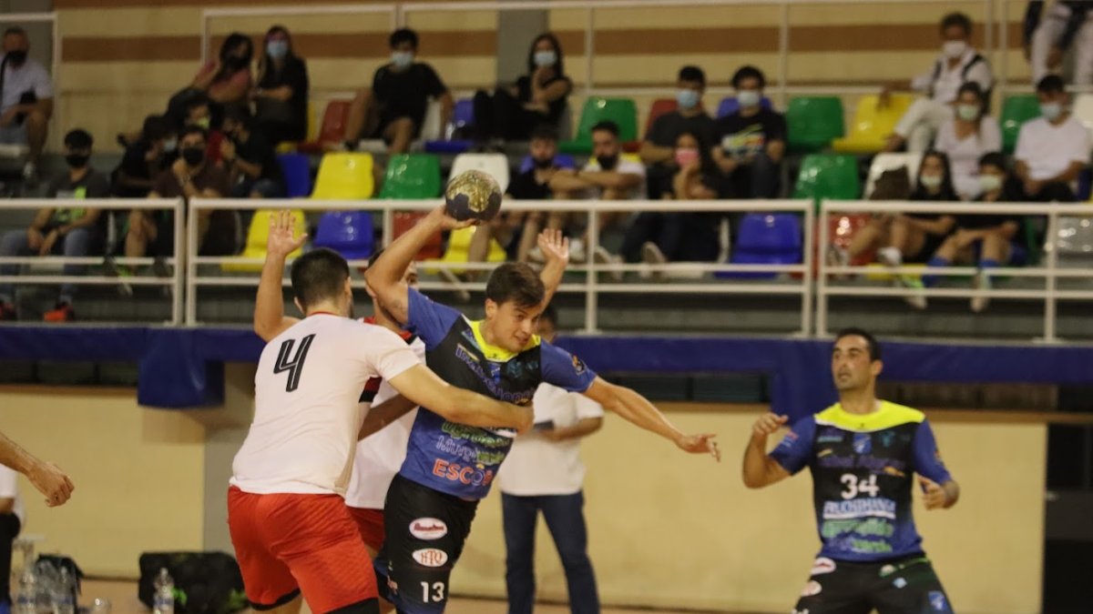 El conjunto almeriense no pudo certificar la remontada fuera de casa.