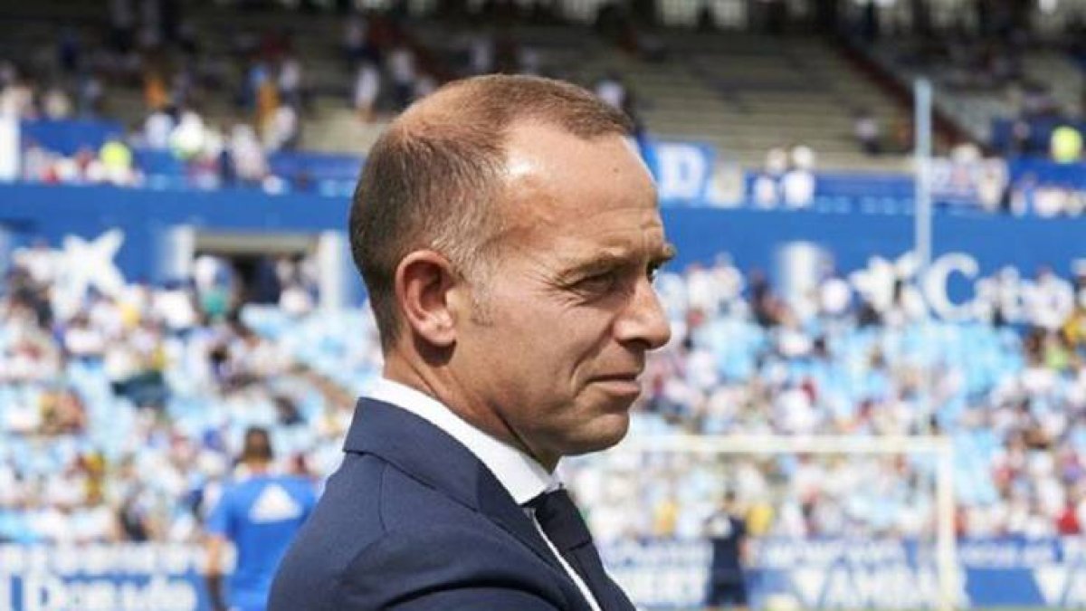 Christian Lapetra, en La Romareda antes de jugarse un partido.