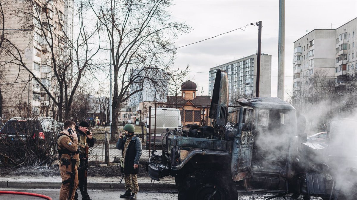 Soldados ucranianos en Kiev.