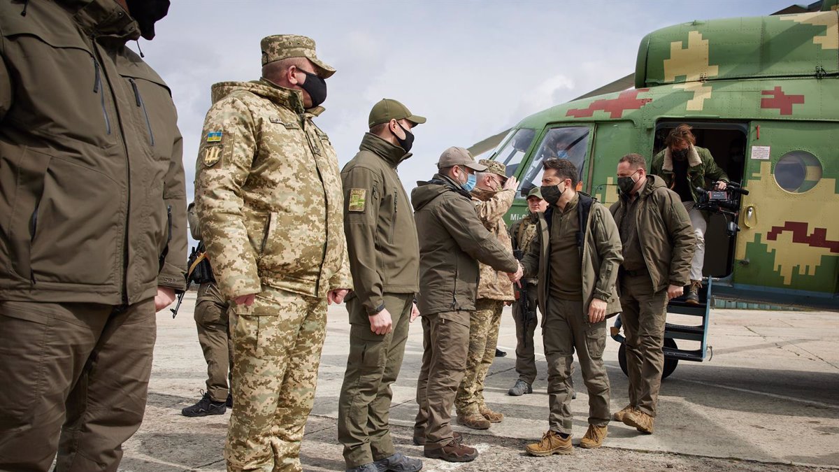 Zelenski pide a la UE una adhesión \