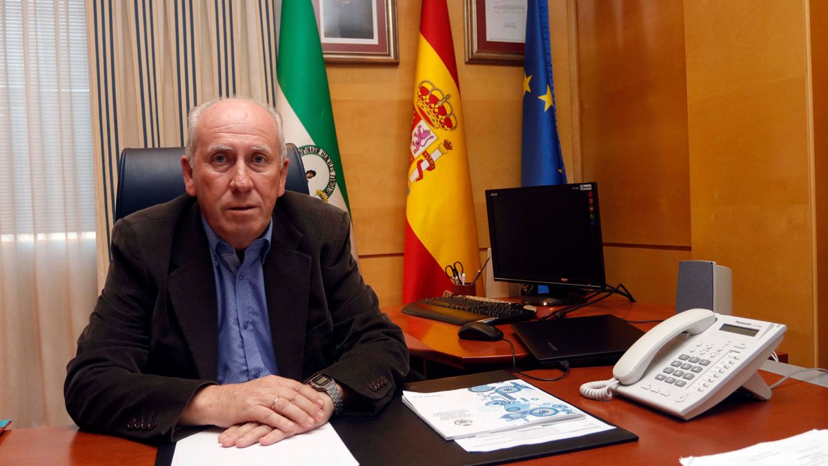 Francisco Lores Llamas, decano de COGITIAL.