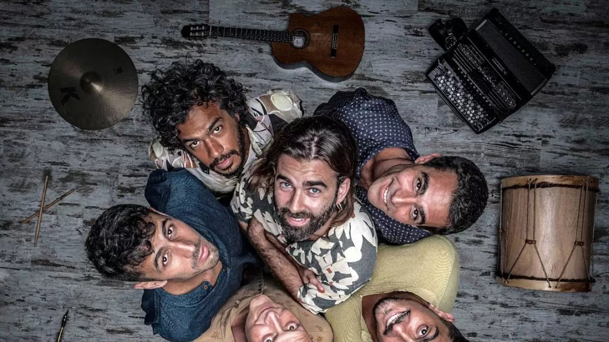 Vista en picado de los miembros de Rupatrupa.