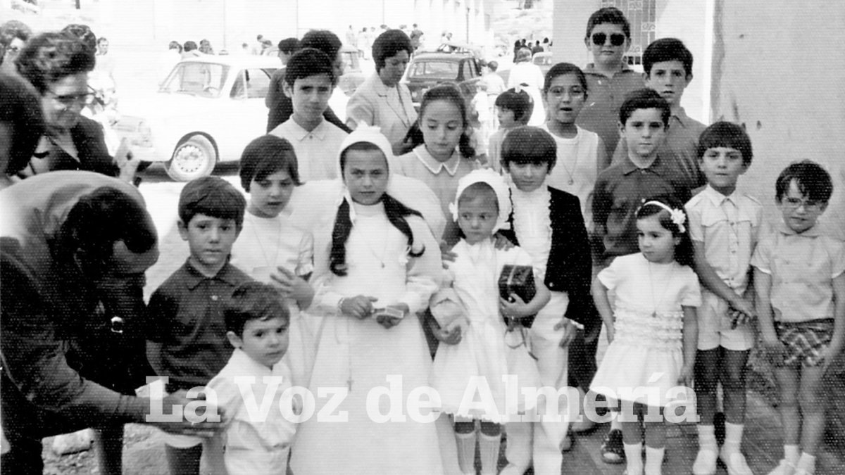 Niños de los años 70, niños callejeros que disfrutaron del cine en el centro y de las películas de Bruce Lee.