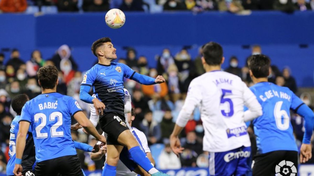 Curro Sánchez es un buen futbolista que no termina de ser titular.