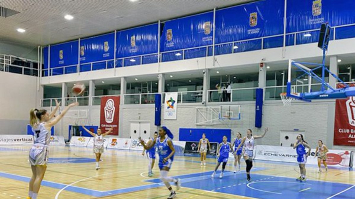 Partido importantísimo para las almerienses en Pontevedra.