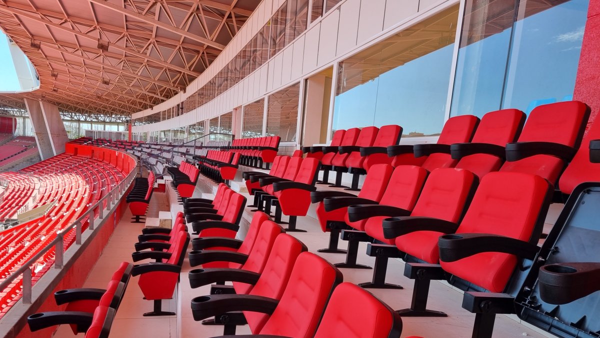 Nuevas butacas en la zona de palcos VIP para ver los partidos.