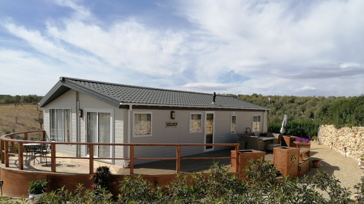 Imagen de una de las viviendas ilegales en el camping de Sorbas