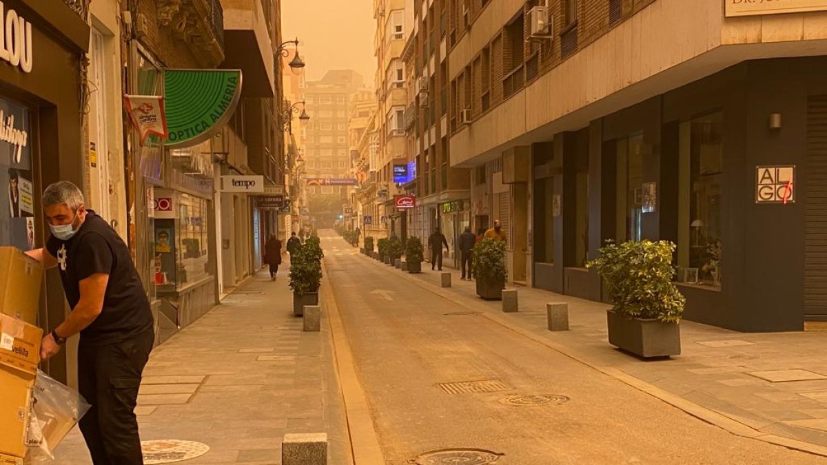 Imagen del centro de Almería este martes.