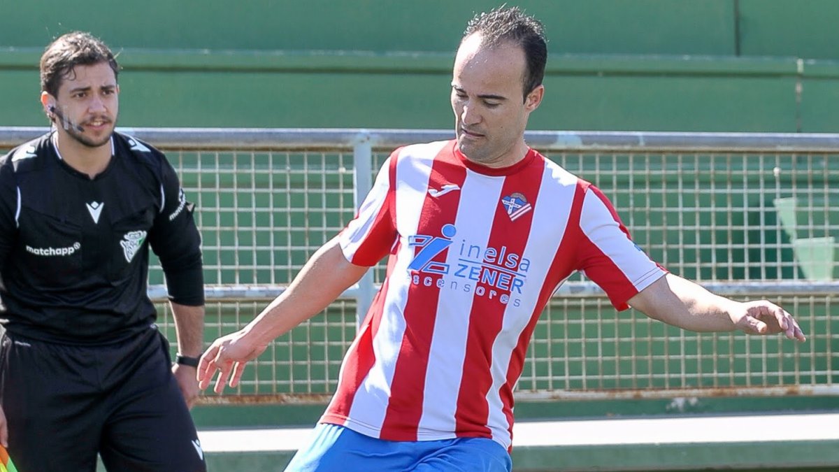 Linares quiere seguir aumentando su leyenda con el Poli Almería.