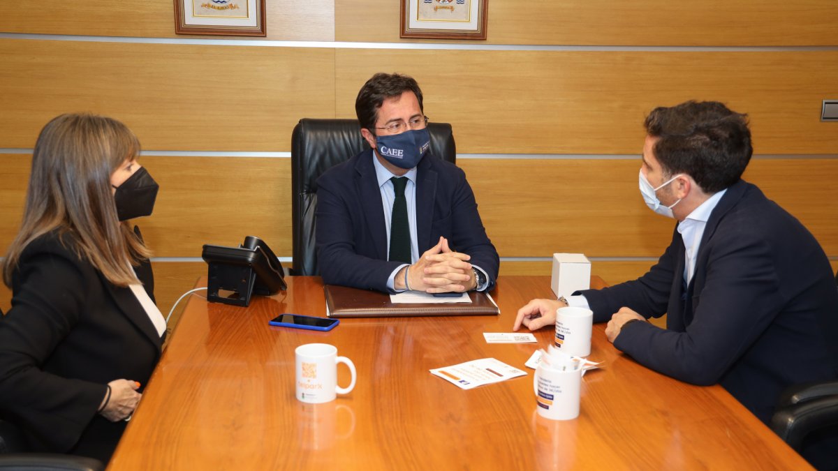 Francisco Góngora, Luisa Barranco y el responsable de Empark.