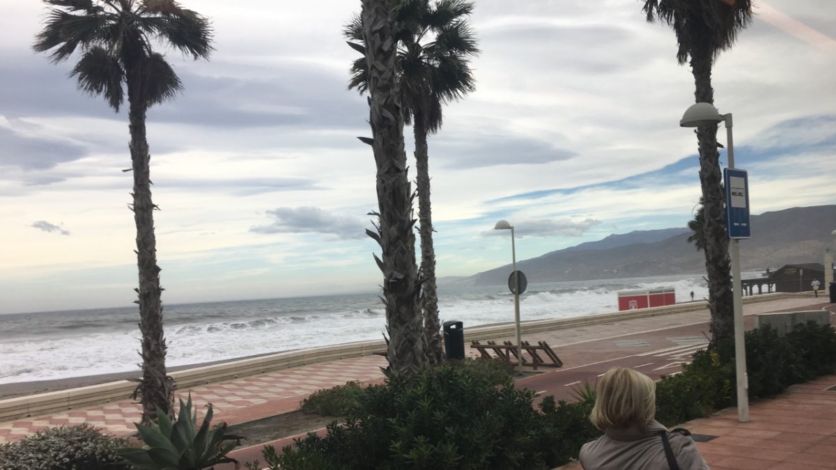 El aviso amarillo se mantiene este sábado en Almería.