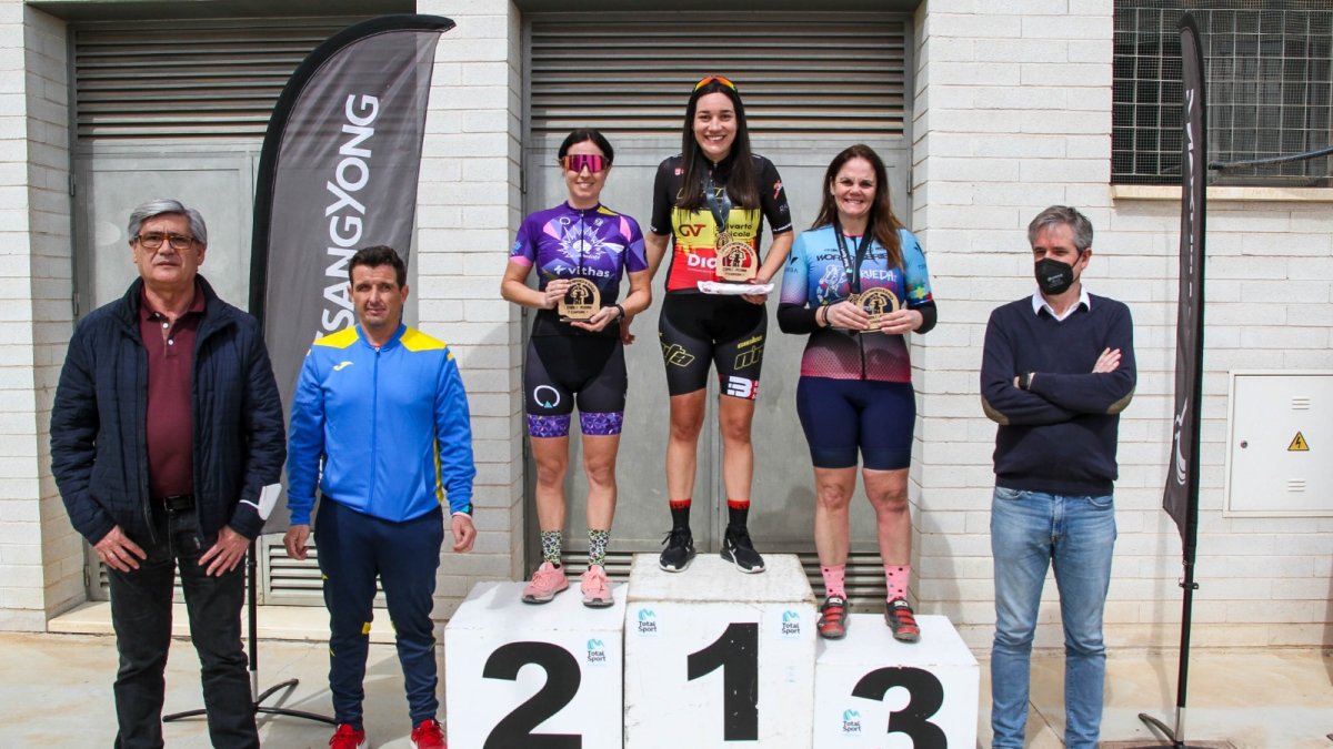 Podio general femenino de la etapa.