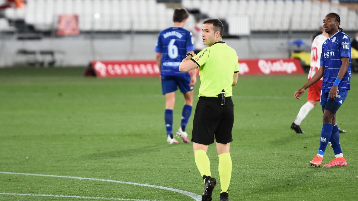 De la Fuente Ramos pitará el Tenerife-Almería en el Heliodoro.