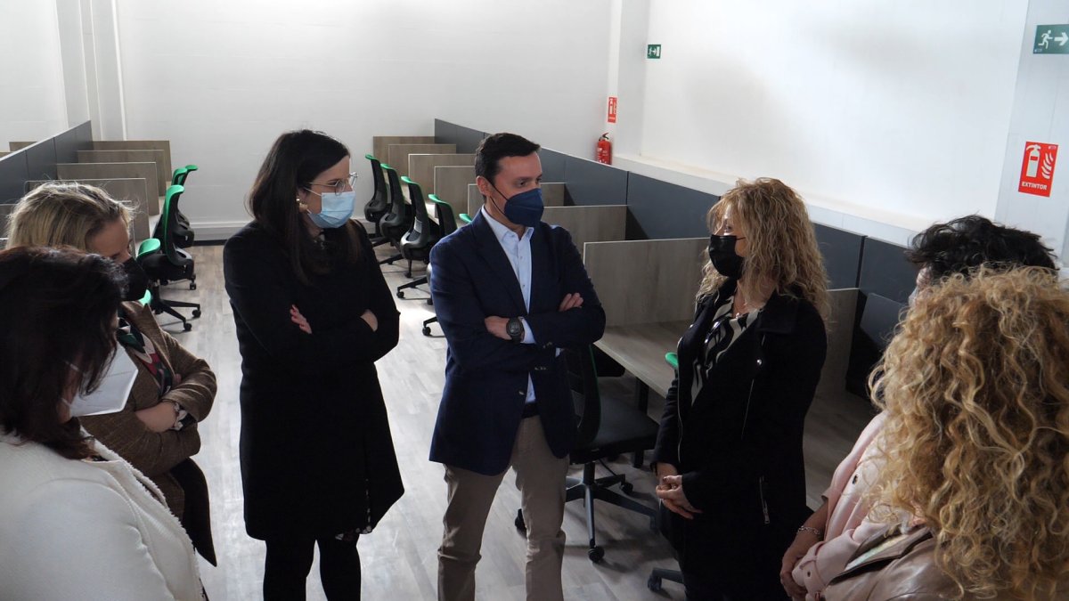 Javier Aureliano García visitó las instalaciones en Laujar de Andarax.