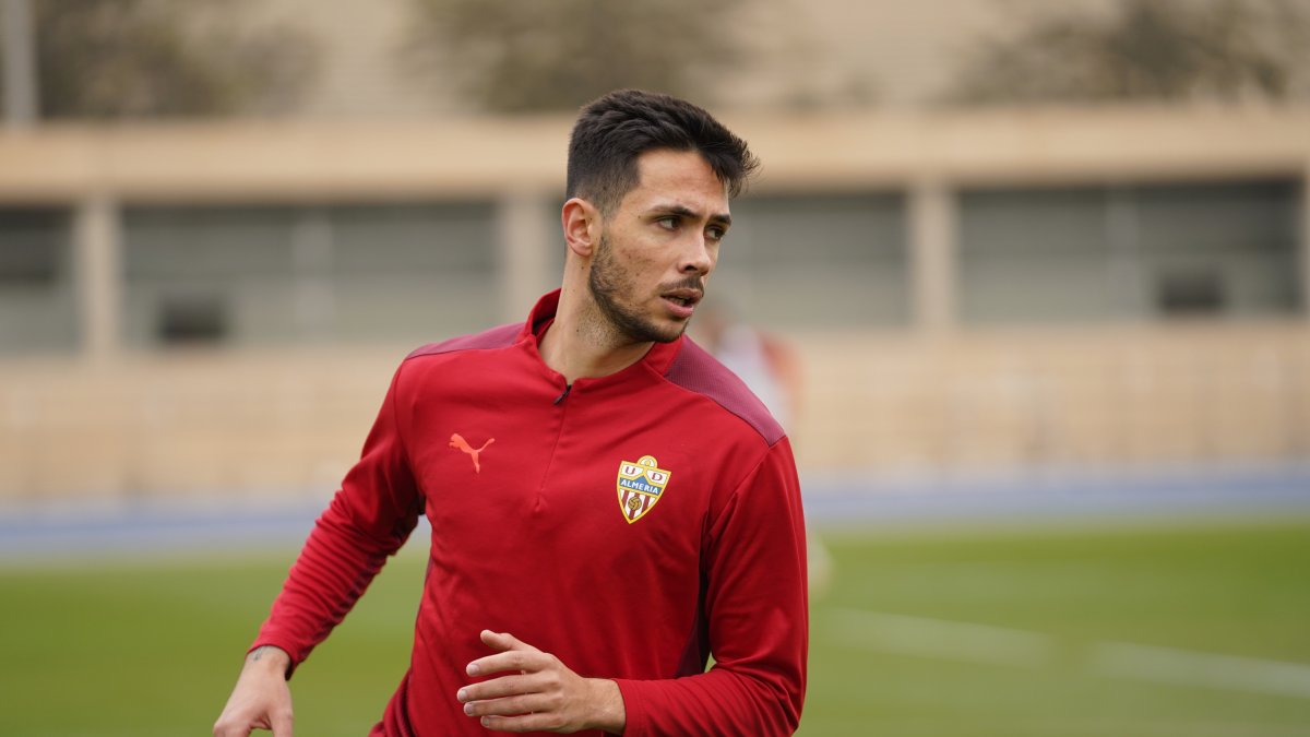 Nélson Monte en el entrenamiento del equipo en el Anexo.