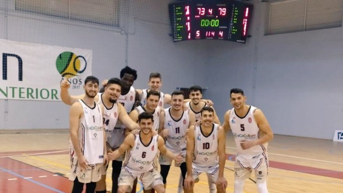 Nueva victoria de los rojillos en la pista de CB Andújar.