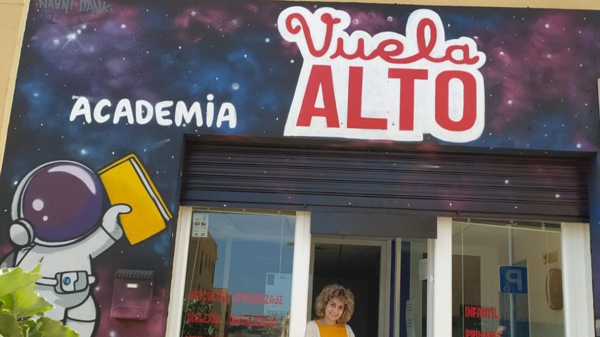 Elena Alcaraz en la Academia en la que se darán los talleres