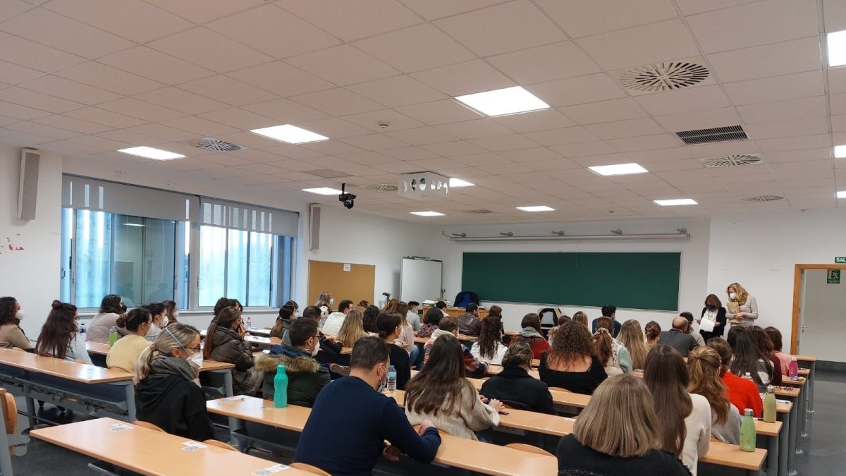 Examen de unas oposiciones del SAS en una imagen de archivo.