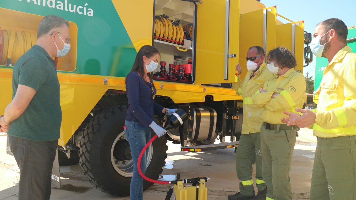 Imagen de archivo de Aránzazu Martín, en una visita al Cedefo de Alhama.