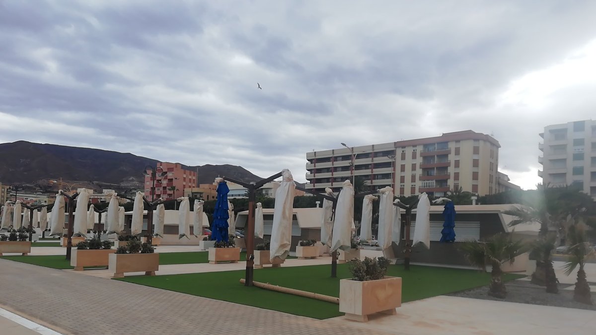 Módulos del Puerto de Adra.