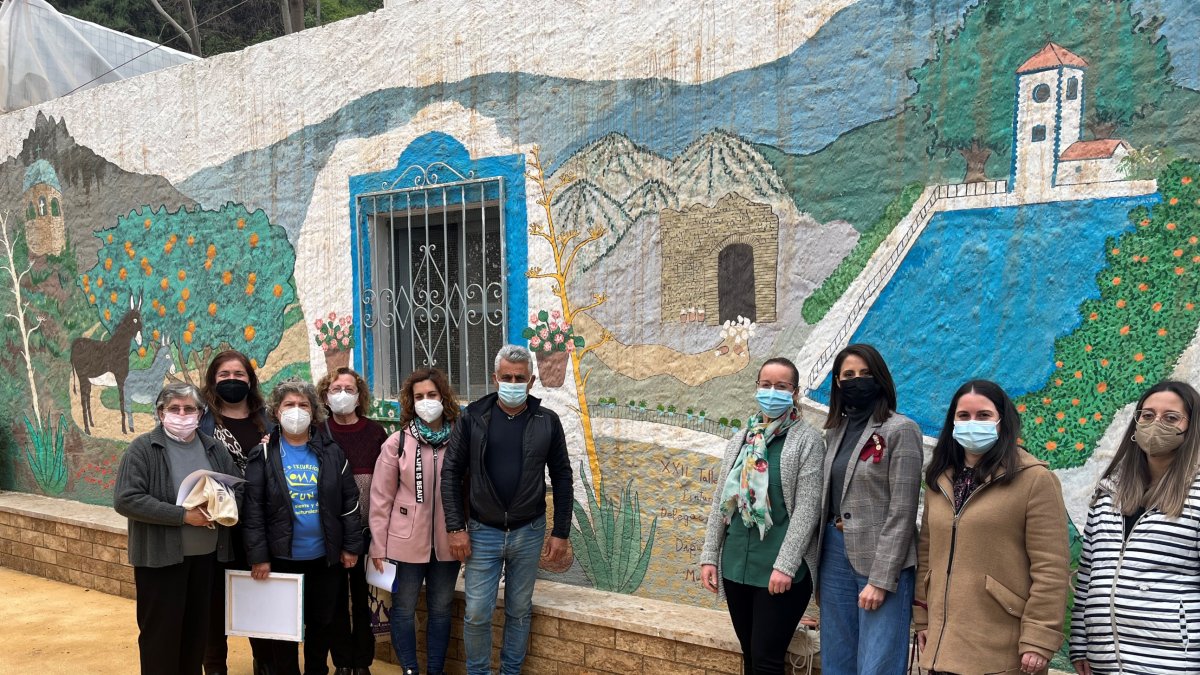 Imagen de un mural en Alicún.