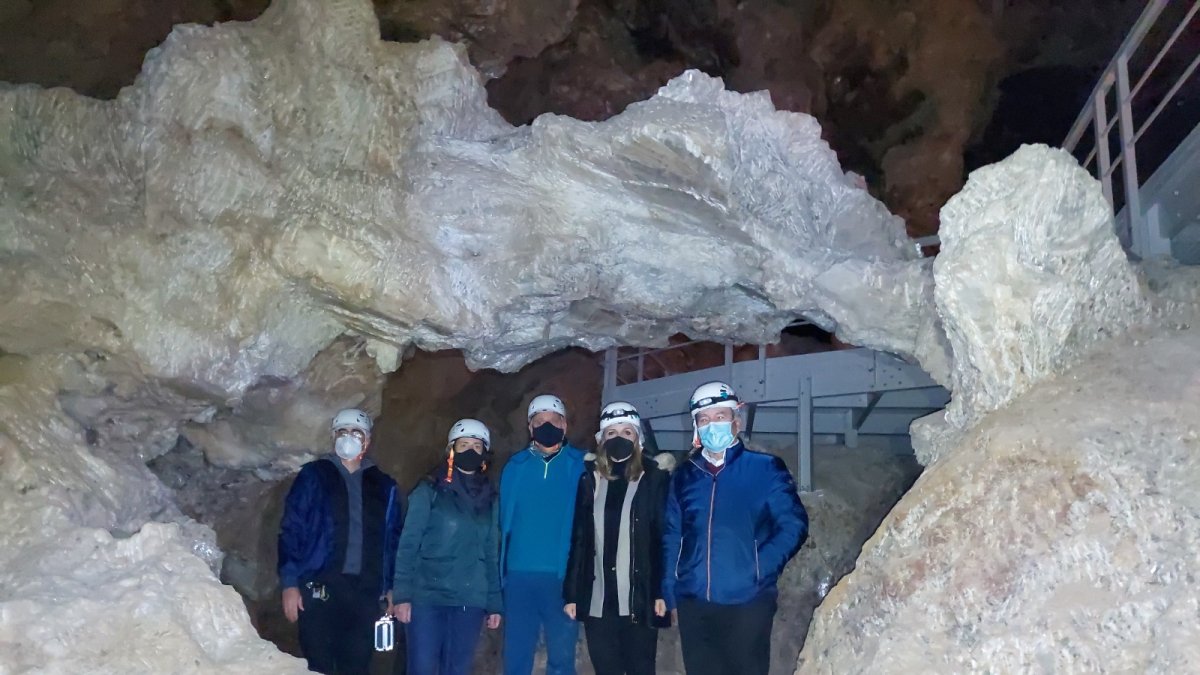 La delegada del Gobierno visita la Mina Romana de Arboleas.