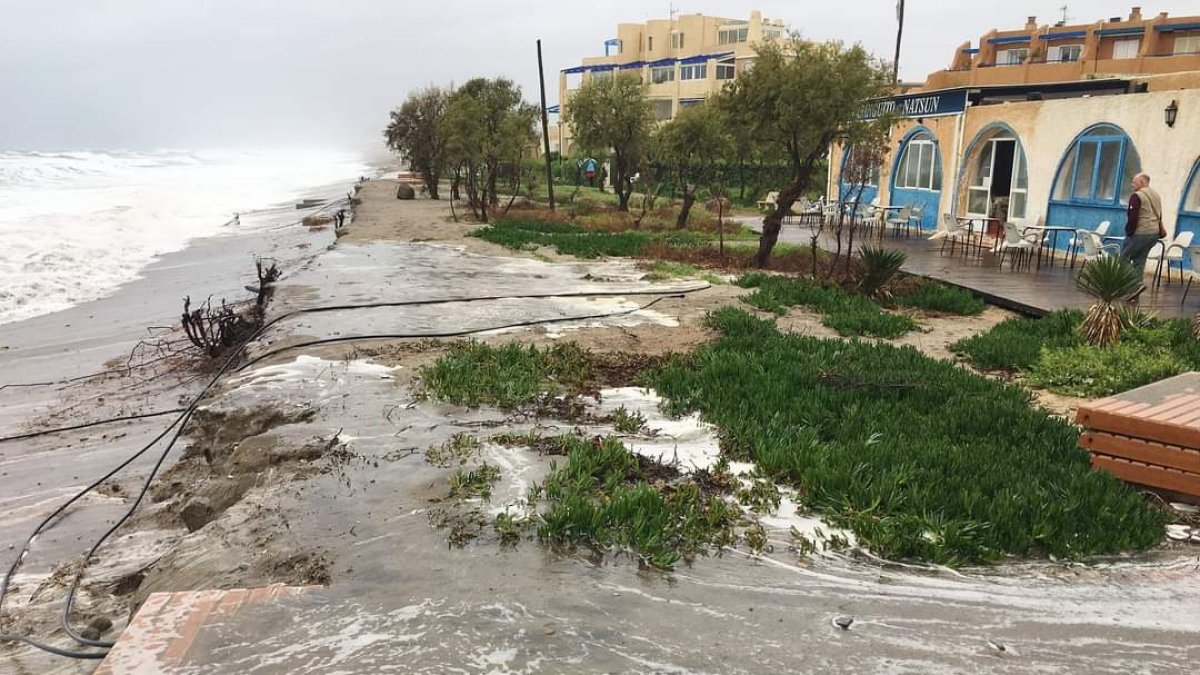 Estado actual de una zona de Vera Playa.