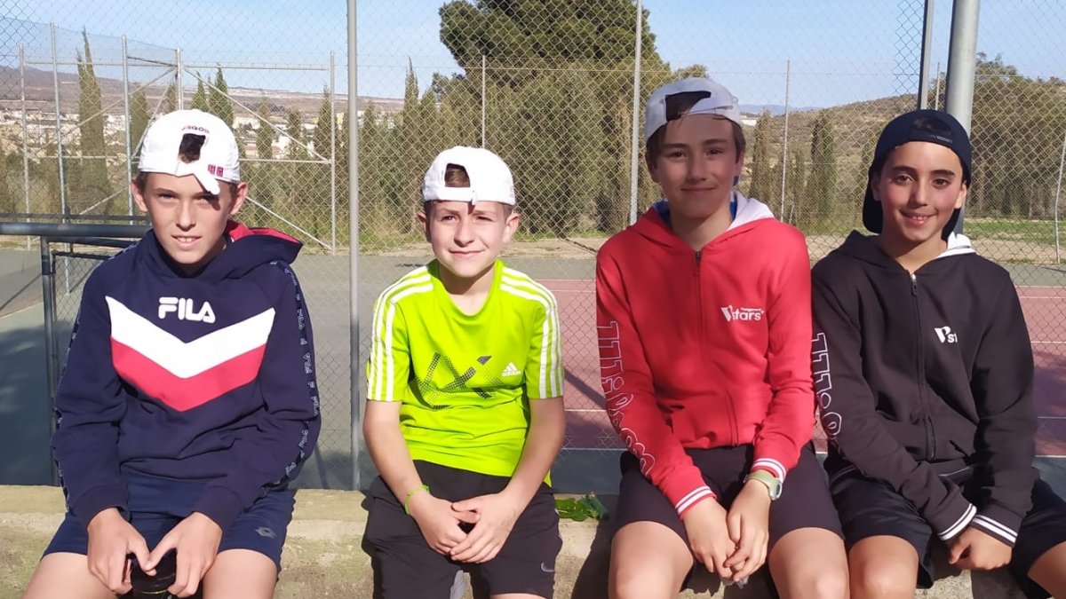 Representantes del Club de Tenis Aguadulce.