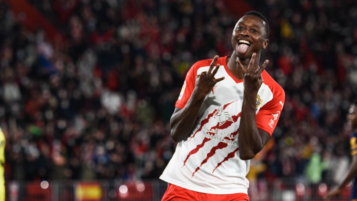 Umar Sadiq toma la palabra antes de las ocho finales que le quedan al equipo.