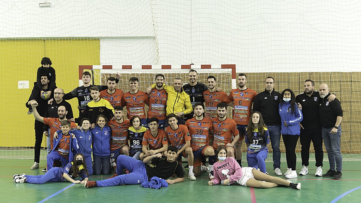 El conjunto almeriense tiene un partido importante en casa.