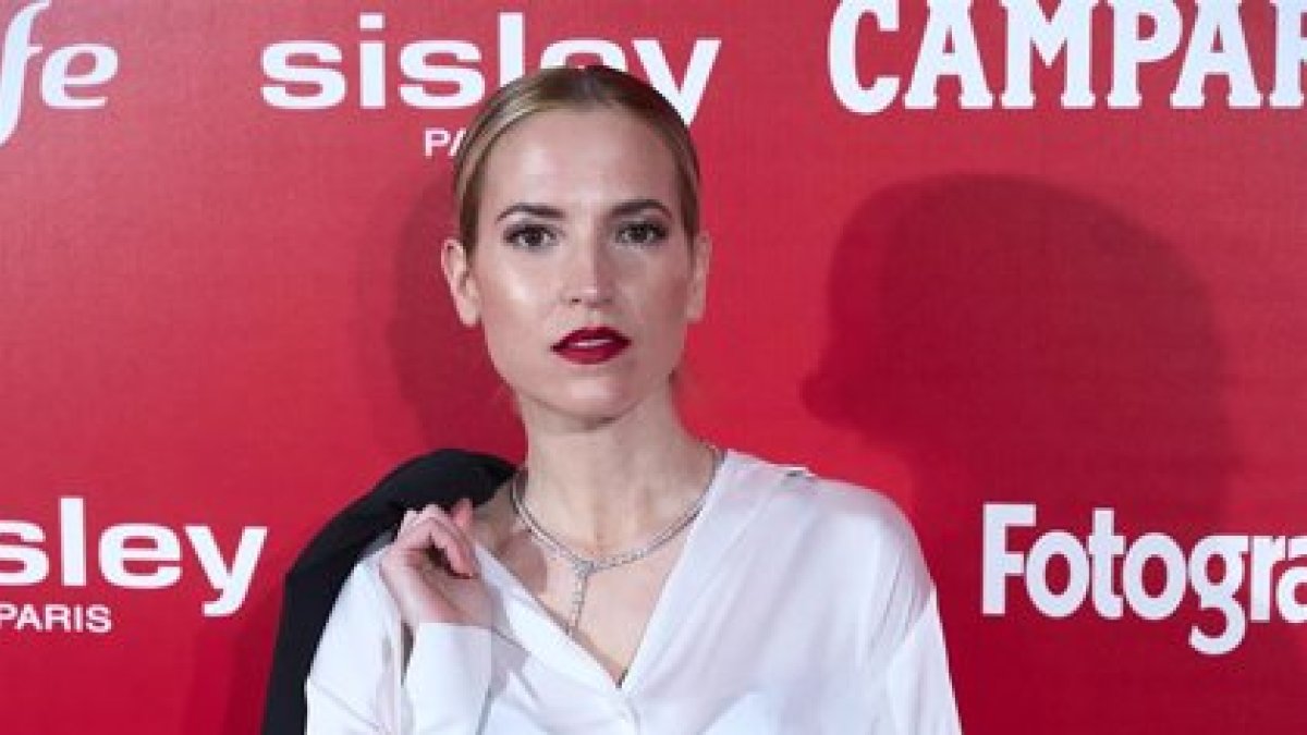 Ana Fernández no olvida a Santi Trancho.