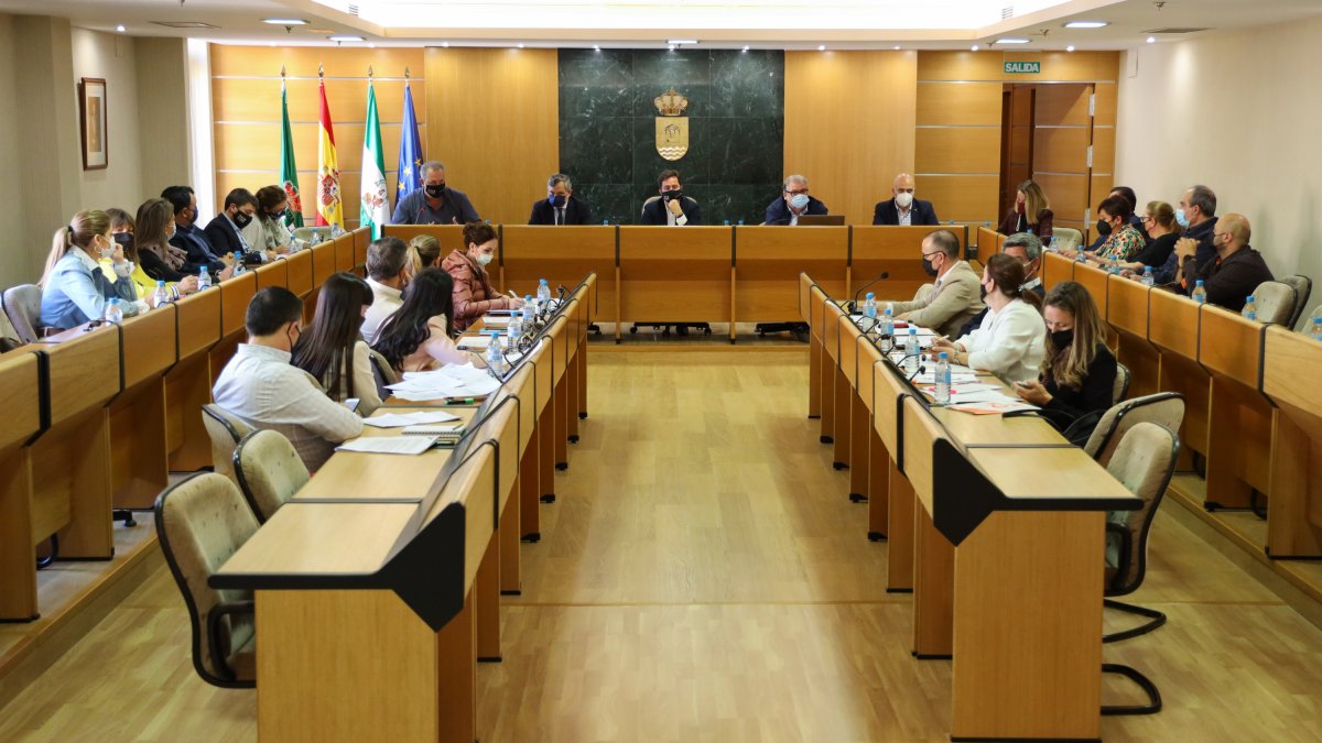 Sesión plenaria celebrada en el Ayuntamiento de El Ejido.
