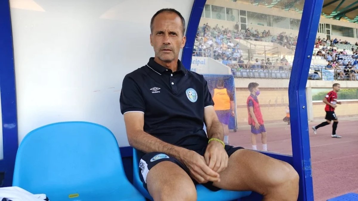 Fran Alcoy siempre pone las cosas claras en el conjunto celeste.