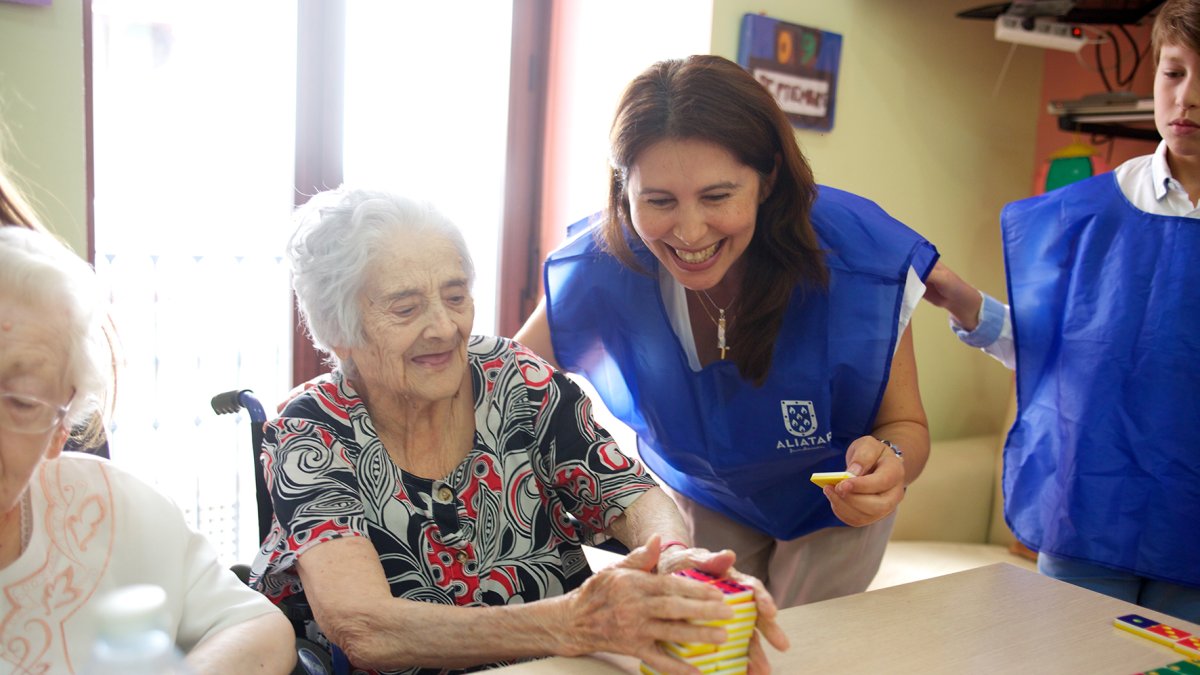 Con la colaboración de la Fundación ”la Caixa”.