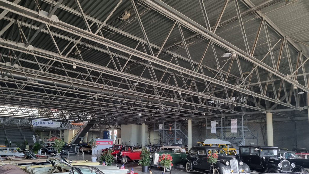 Imagen del interior de RetroAlmería.