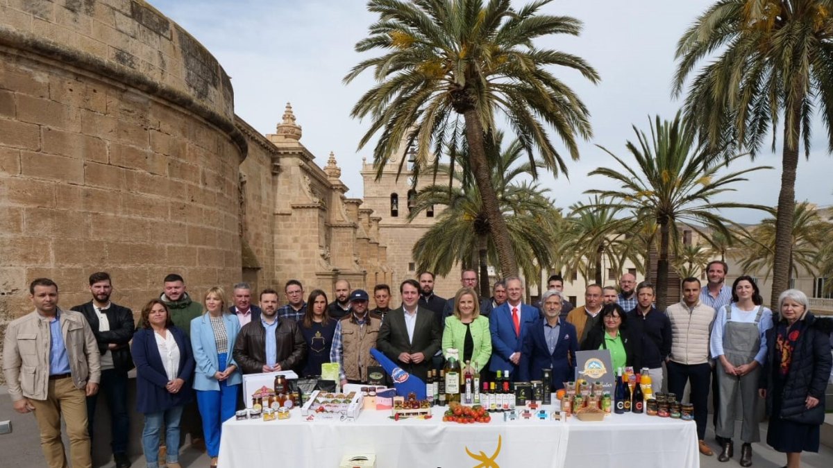 Foto de familia de \'Sabores Almería\'.