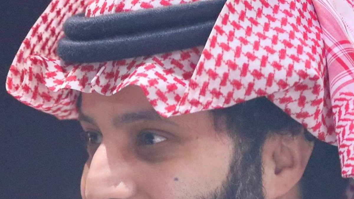 El presidente del UD Almería es el reflejo de su afición.