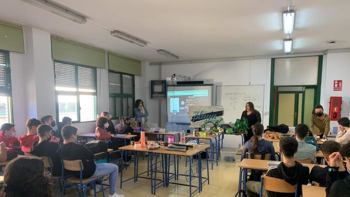 Presentación del programa en el IES Campos de Níjar.
