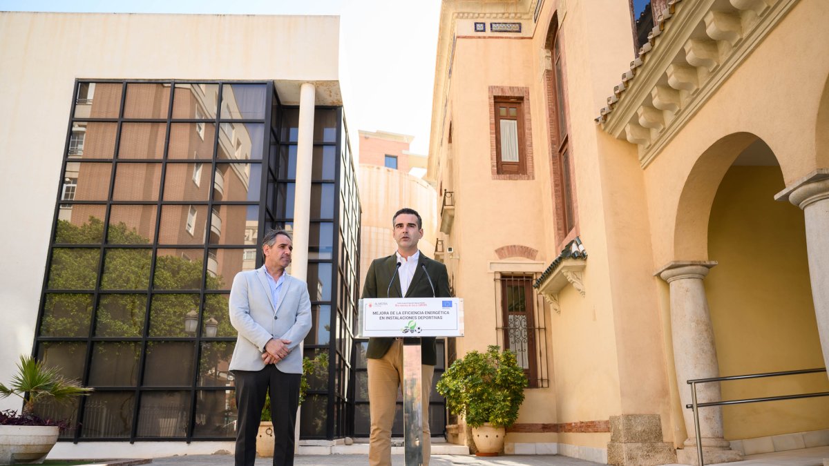 Presentación del acuerdo para reducir el gasto energético en las infraestructuras deportivas.