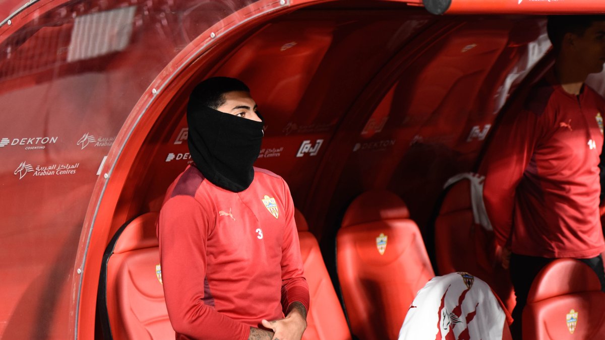 Una de las imágenes del Almería-Sporting.