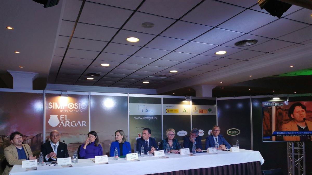 Acto de inauguración del simposio.