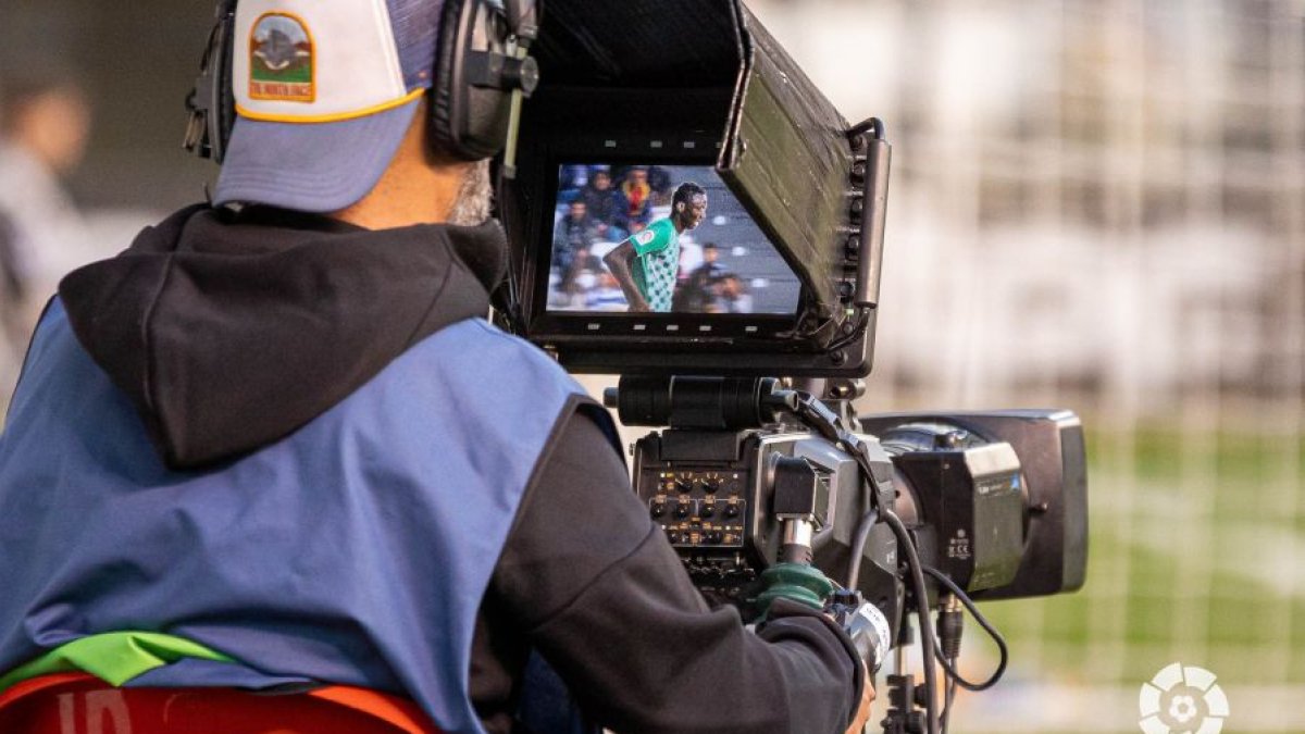 Sadiq, enfocado por una cámara en Burgos.