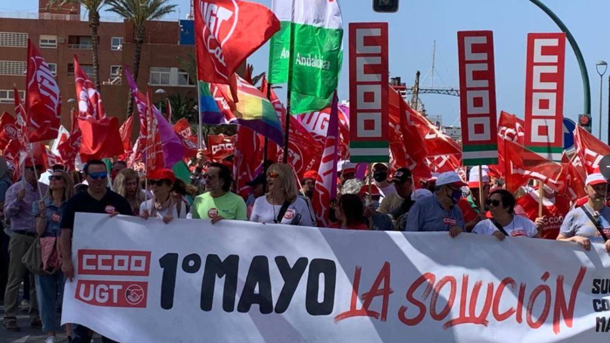 Manifestación encabezada por UGT y CCOO.