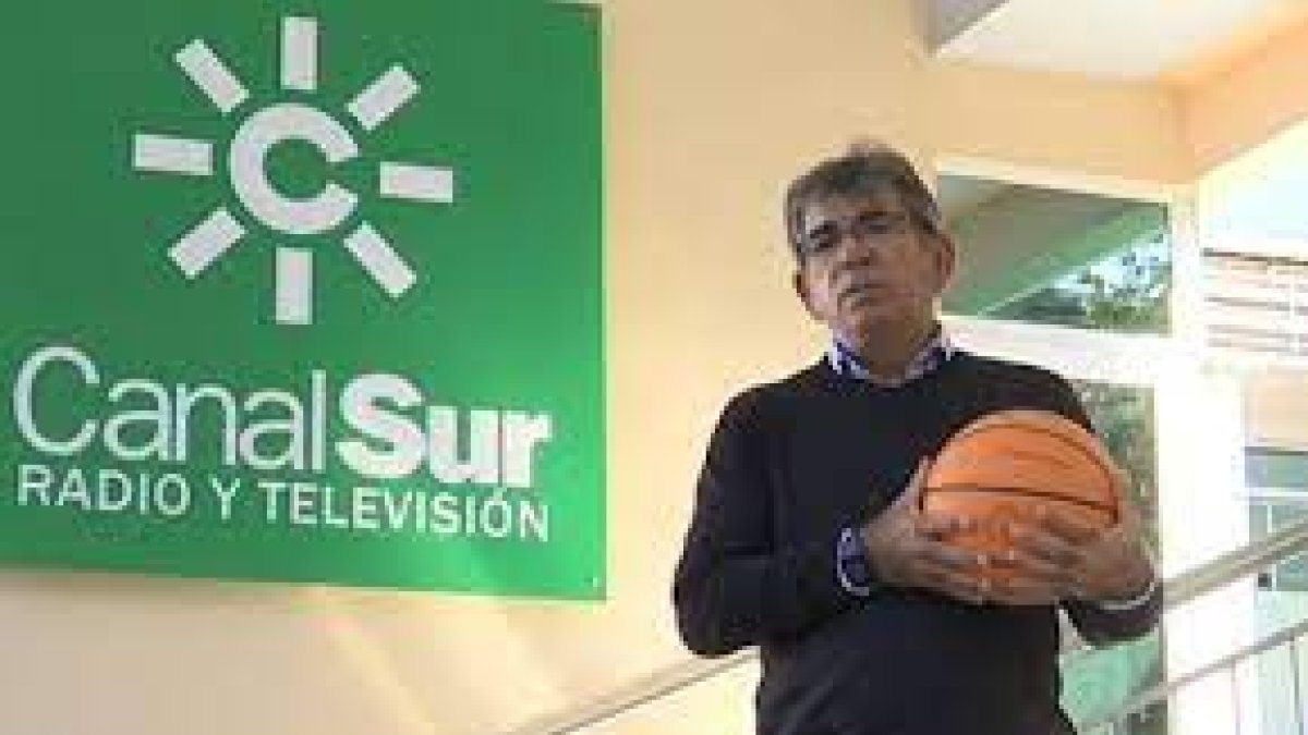 Fallece a los 56 años Santiago Roldán, jefe de Deportes de Canal Sur Televisión.