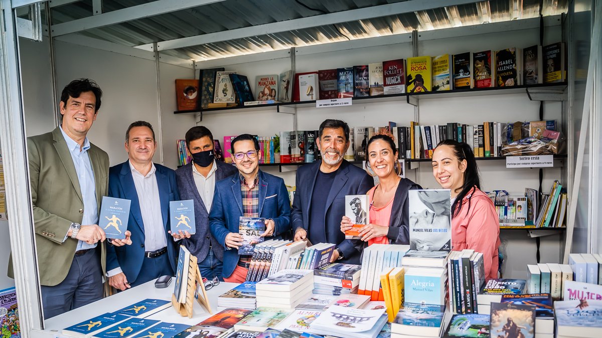 La Feria del Libro de Roquetas está compuesta por 12 stands y un abanico de actividades donde el libro es el protagonista.
