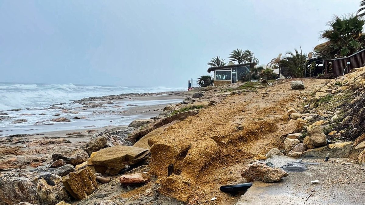 Las playas de Almería se mejorarán de cara al verano.