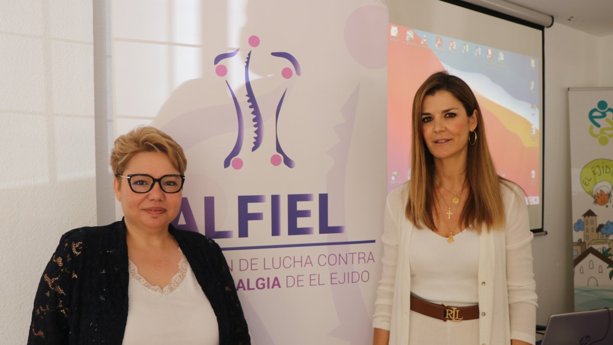 El Ejido se ha sumado a las actividades contra la fibromialgia.