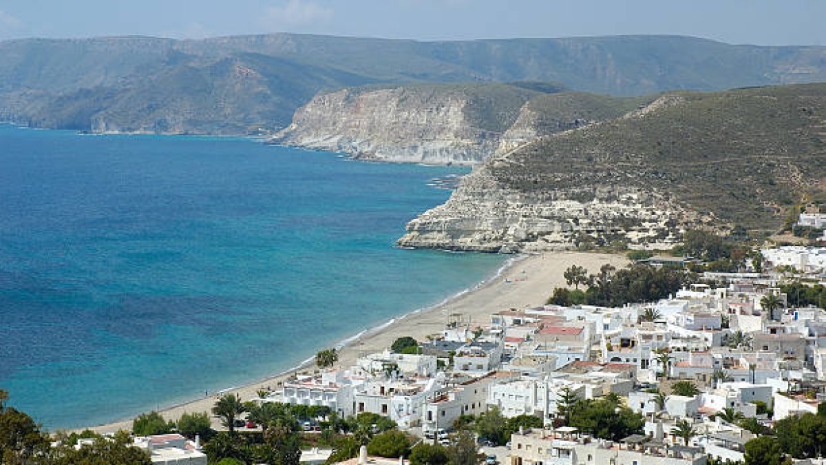 La belleza de Agua Amarga en una revista internacional