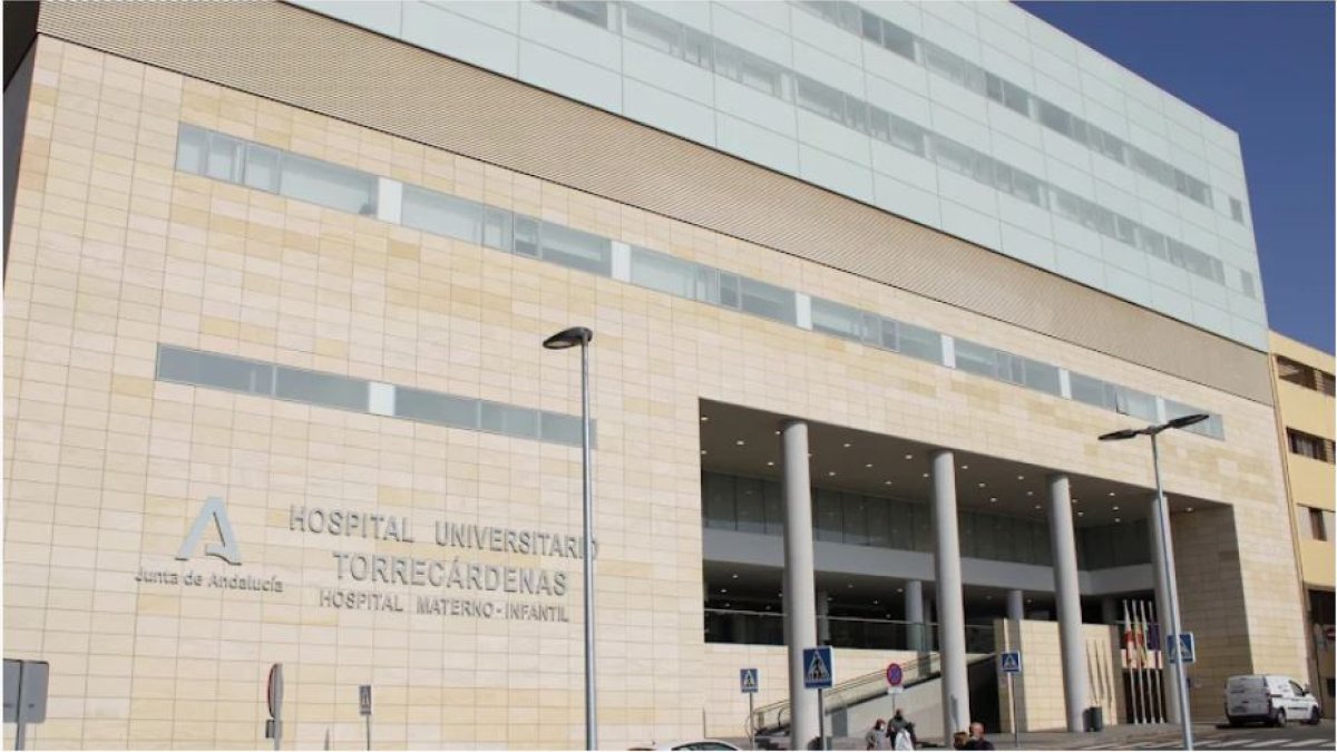 Las tres personas recatadas fueron trasladadas a Torrecárdenas.