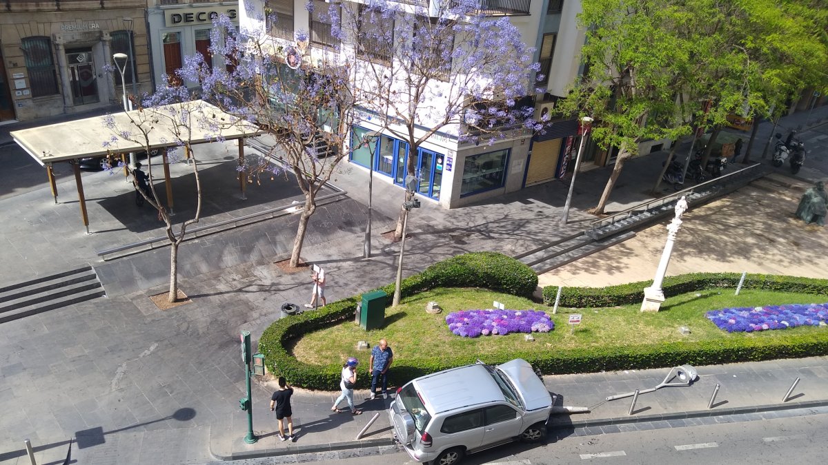 Imagen del siniestro en la Plaza de San Sebastián.
